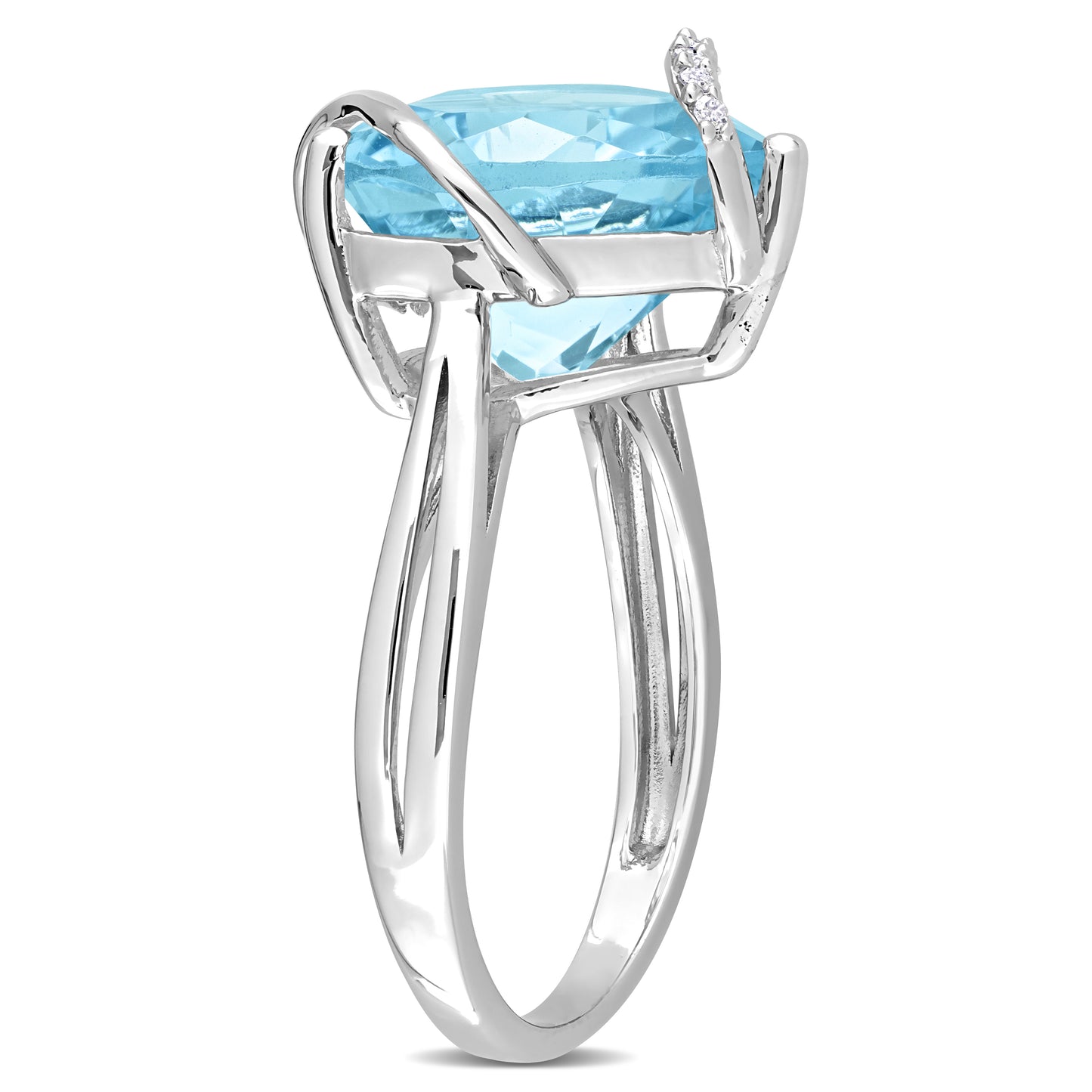 0.05ct Diamond & 7ct Blue Topaz Ring in Sterling Silver