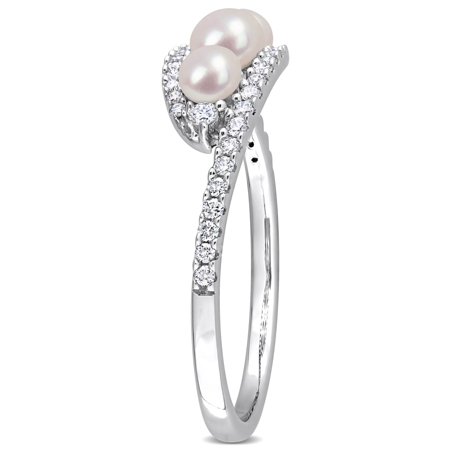 3-Pearl & Diamond Ring 14k White Gold