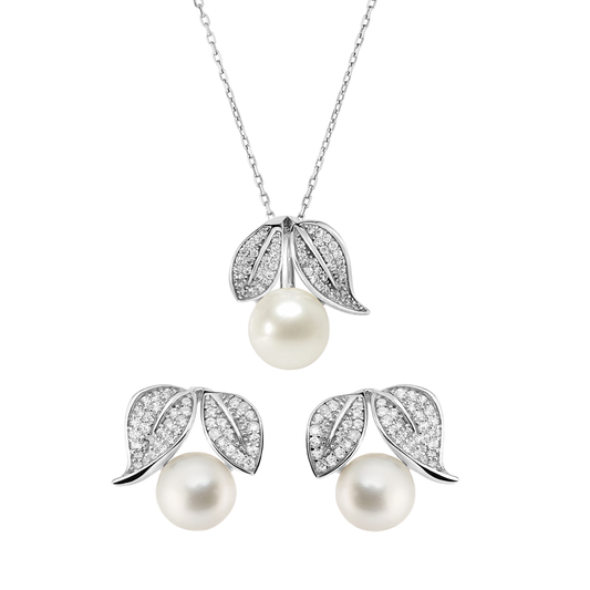 In Bloom Pearl Necklace & Earrings Set